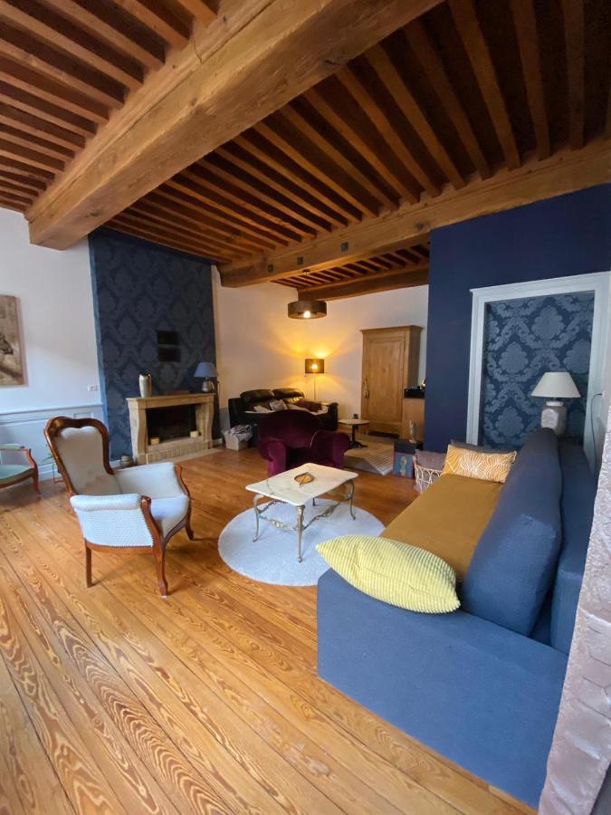 Vaste Appartement Centre Historique De Dole Bagian luar foto